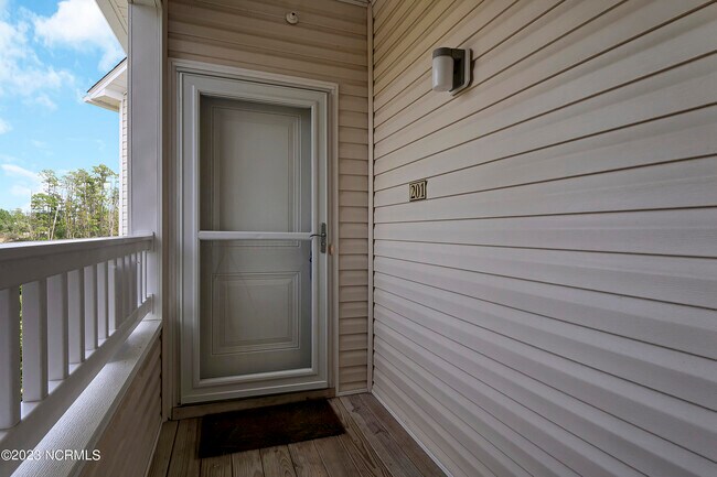 Foto del edificio - 4203 River Rd