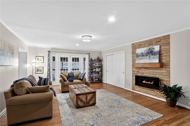 Foto del edificio - 2560 Skyland Trail NE