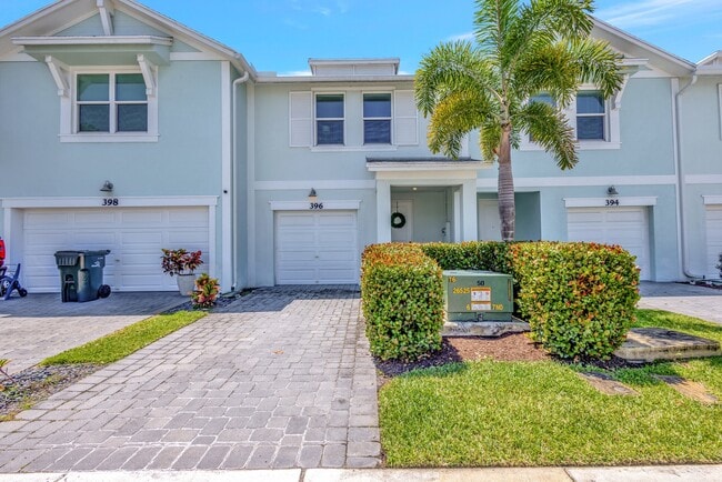 Building Photo - 396 SE Sea Hunt Way