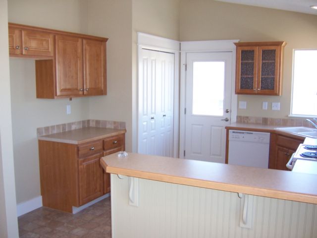Building Photo - 9698 W Amity Rd