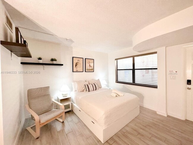 Foto del edificio - 664 SE 20th Ave