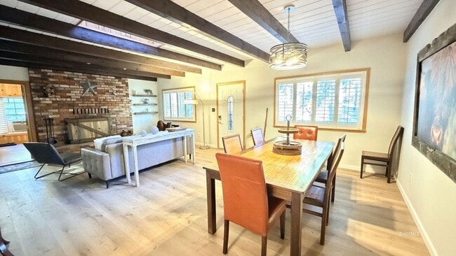 Foto del edificio - 26523 Pine Ave