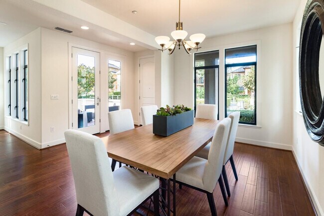 Foto del edificio - 401 Alder Ln
