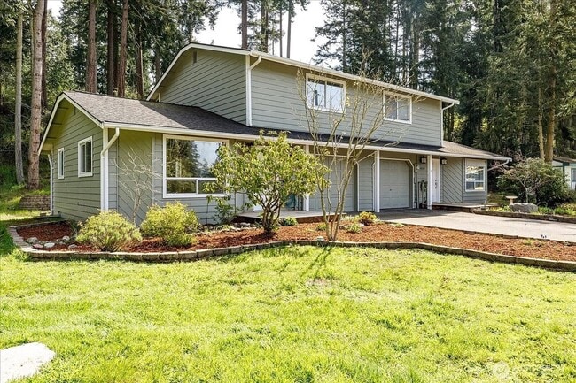 Building Photo - 5865 Fish Road