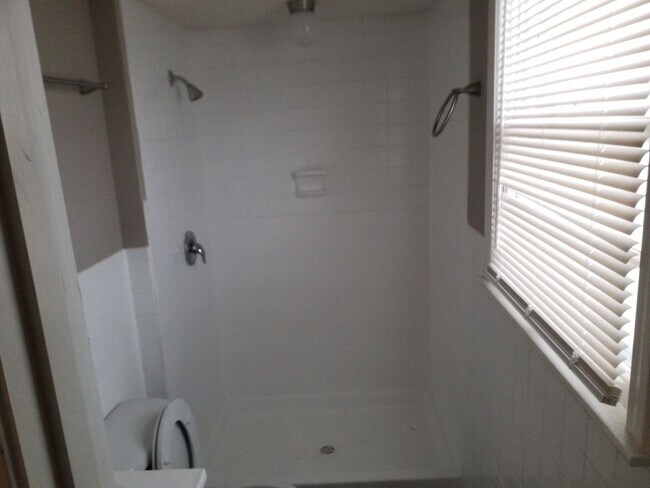 Building Photo - Coming Soon! Newly Renovated Home in Kansa...