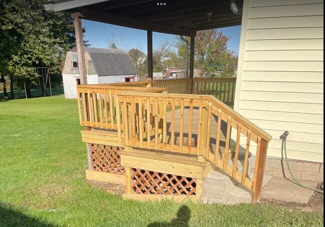 New Back Deck - 2207 Mill Bridge Rd