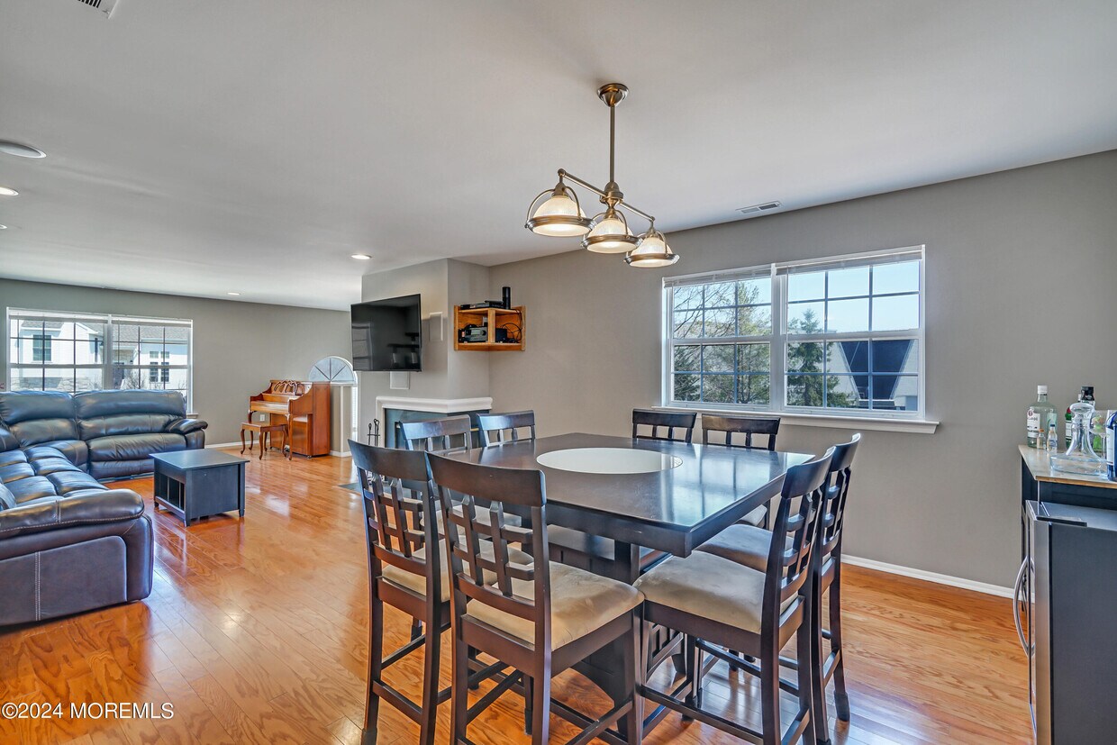 Foto principal - 256 Tennis Ct