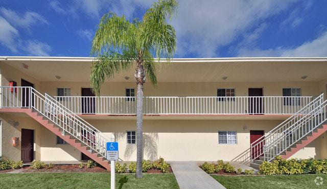 Villas at Palm Beach - Apartments in West Palm Beach, FL | Apartments.com