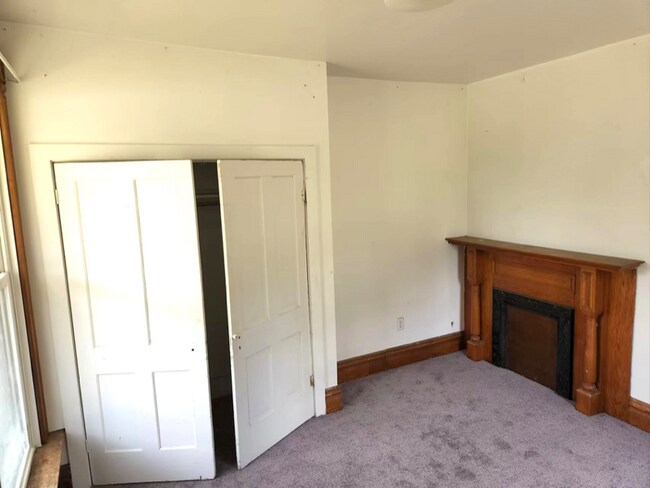 Foto del edificio - 273 Normal Ave