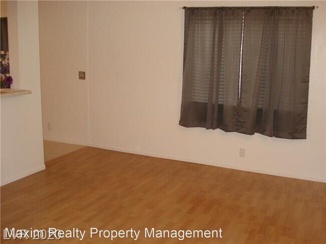 Building Photo - 2 br, 2 bath House - 5171 Pioneer Ave. #203