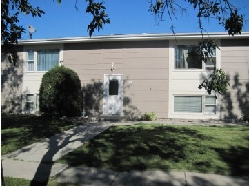 Primary Photo - 631 6th St E