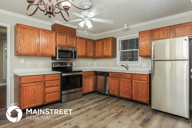 Foto del edificio - 1104 Buttercup Ln