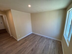 Building Photo - 5306 Cimarron St