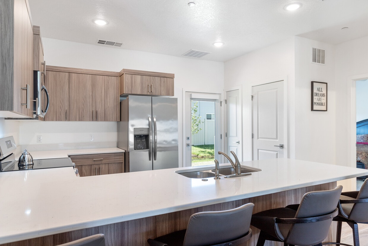 1 bed - Movado Village