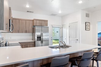 1 bed - Movado Village