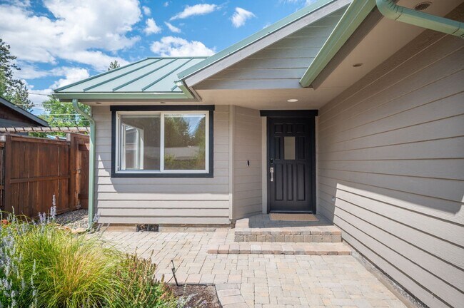 Foto del edificio - Quintessential Bend Living - 3 Bed | 2 Bat...