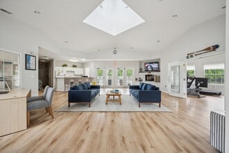 Building Photo - Turtle Cove