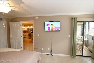 Building Photo - 1015 Anglers Cove