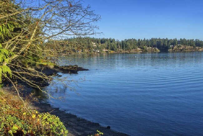 Photo du bâtiment - 2326 Harbour Rd