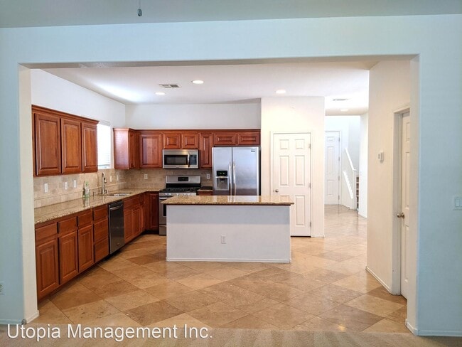 Building Photo - 4 br, 3 bath House - 6776 Carlisle Grove
