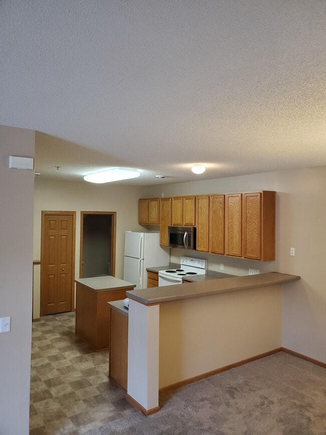 Building Photo - 433 Frederick Cir