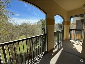 Building Photo - 11541 Villa Grand
