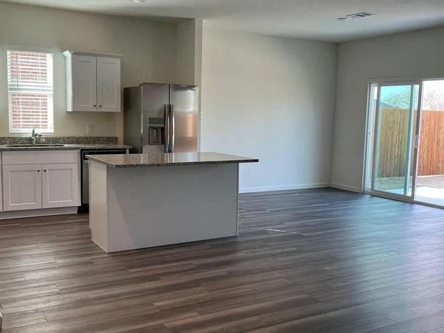 Foto del edificio - 1340 Fleckman Dr