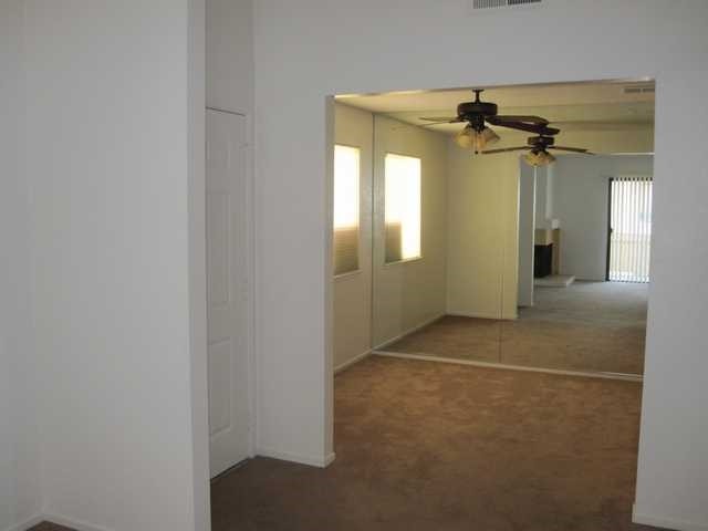 Foto del edificio - 3424 Vintage Dr