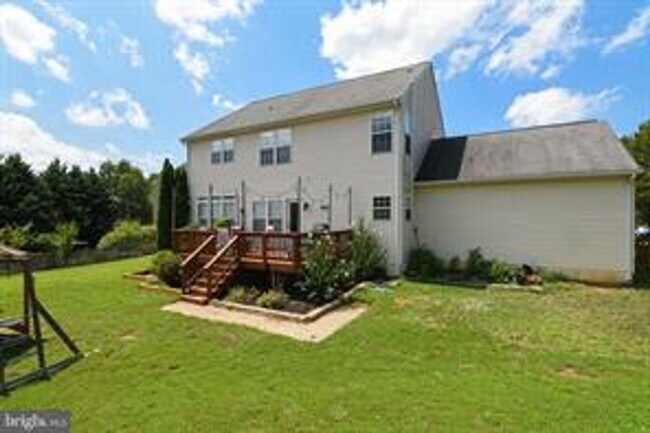 Building Photo - Beautiful, Spacious Home in a Prime Freder...