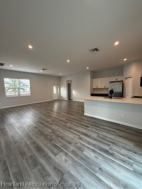 Foto del edificio - 73 Tobler Blvd NW