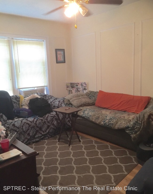 Foto del edificio - 118 1/2 S Maple Ave