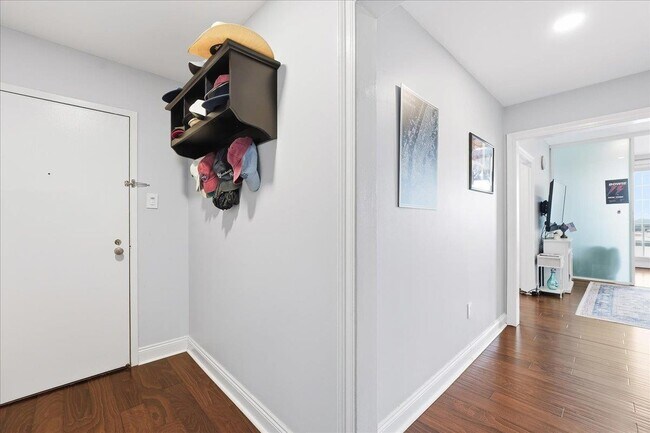 Foto del edificio - 100 Shearwater Ct E