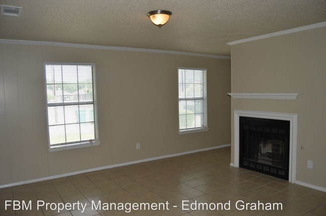 Building Photo - 1739 Dynasty Cir