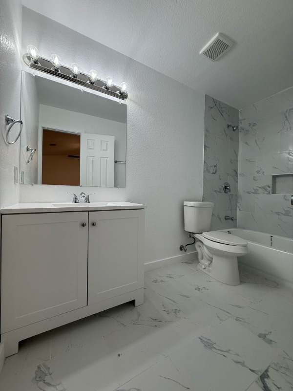 Building Photo - 3518 Buzz Aldrin Dr