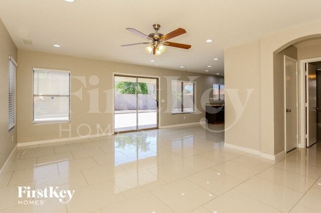 Foto del edificio - 7159 W Stella Ave