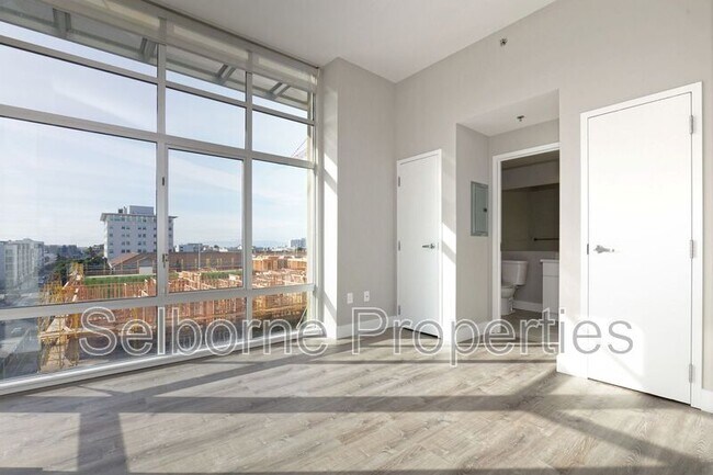 Foto del edificio - 1401 Jackson St