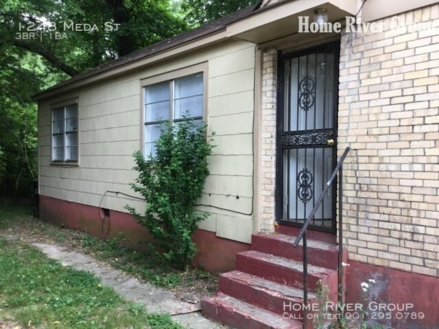 Primary Photo - 1248 Meda St