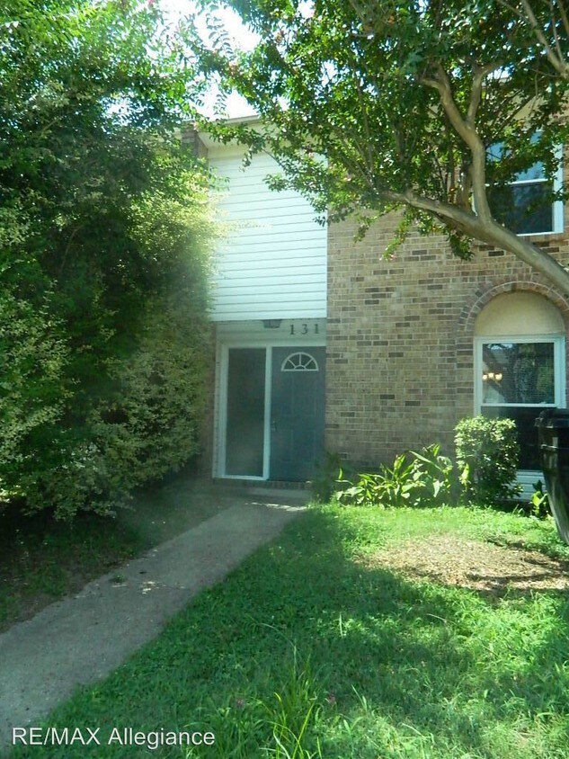 Primary Photo - 131 Tower Dr