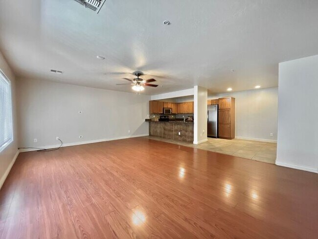 Foto del edificio - 16021 N 30th St