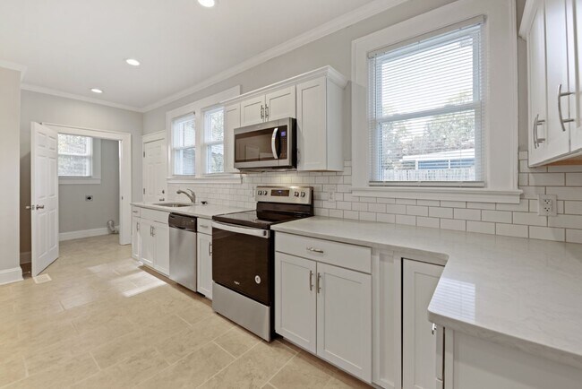 Foto del edificio - 1015 S Hawthorne Rd