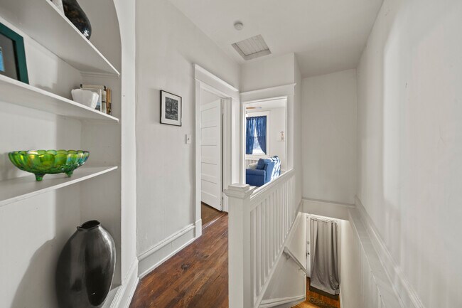 Building Photo - 3014 Park Ave