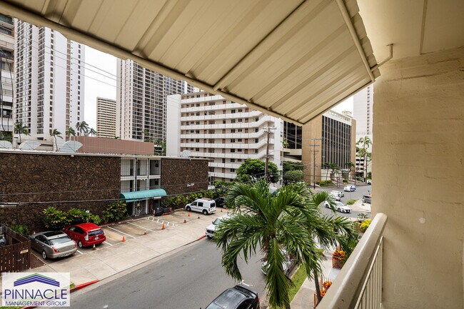Foto del edificio - 240 Lili?uokalani Ave