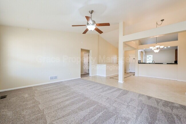 Foto del edificio - 16733 E Auburn Hills Dr