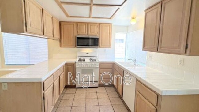Foto del edificio - 25215 Morning Dove Way