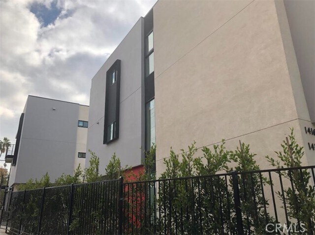 Foto del edificio - 1416 Cloverdale Ave