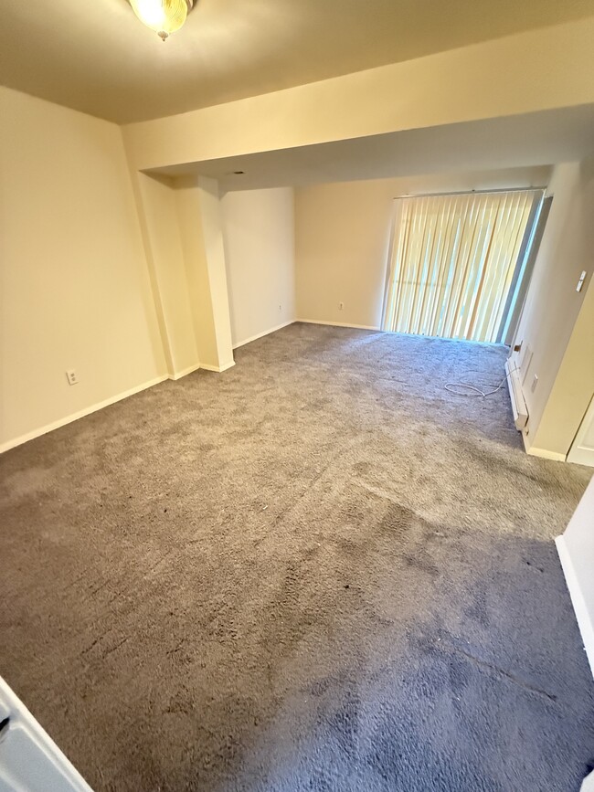 Foto del edificio - 10723 Castleton Way