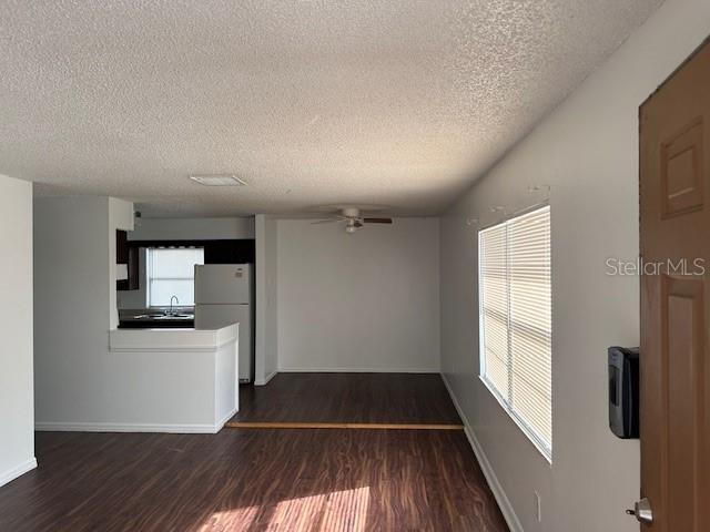 Foto del edificio - 1809 Bronson Dr