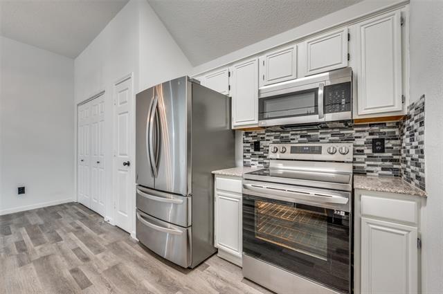 Building Photo - 2916 S Bend Dr