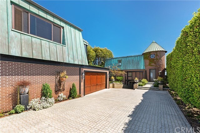 Building Photo - 34545 Scenic Dr