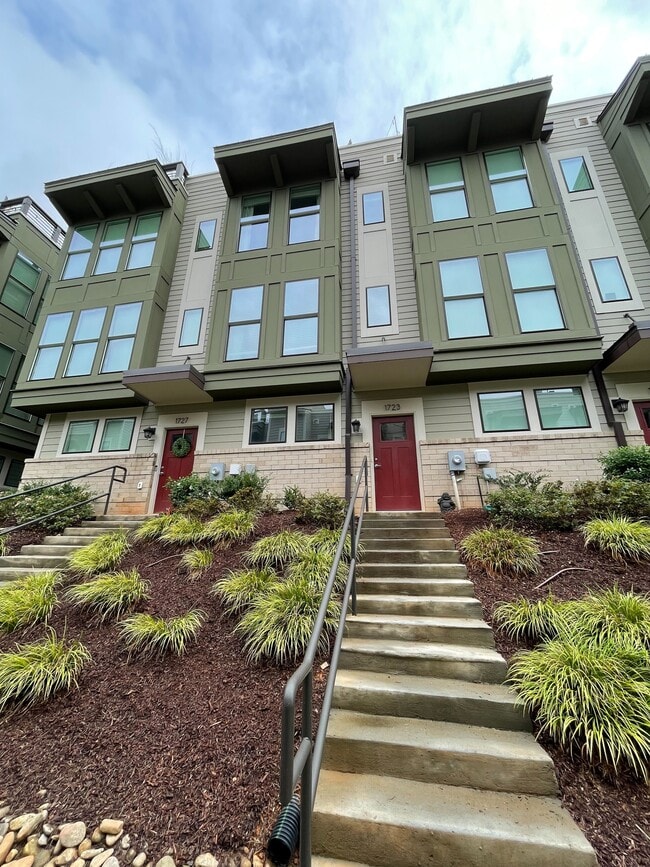 Building Photo - 1723 Cannon View Ln